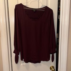 Stitch fix fortune & ivy blouse. Deep purple. Size XL. Sleeves with tie detail.